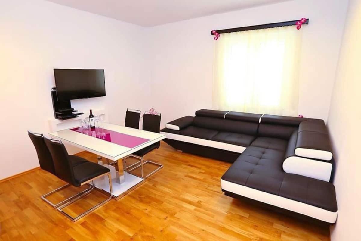 Split Central Retreat Esterno foto